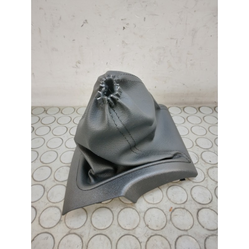 Cuffia leva marce Opel Karl dal 2015 al 2019 cod 6072500036  1700489916739