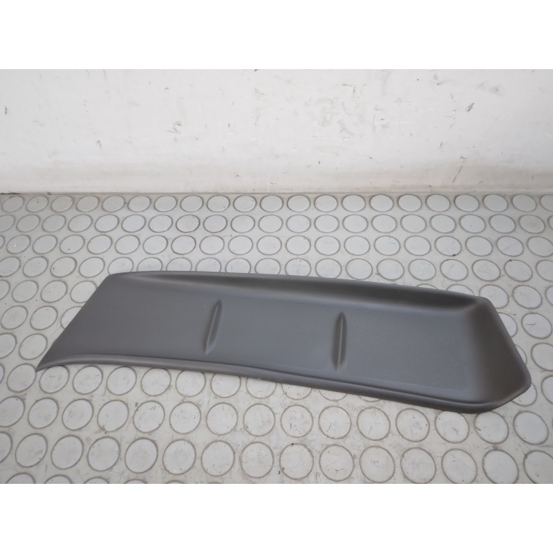Gomma tappettino portaoggetti Opel Karl dal 2015 al 2019 cod 95403020  1700490606216