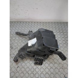 Centralina portafusibili Ford Fiesta VI dal 2008 al 2017 cod 8v5114b144ba  1700668926078