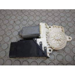 Motorino alzavetro ant sx Vw Golf IV dal 1997 al 2004 cod 101387-101  1700756180122