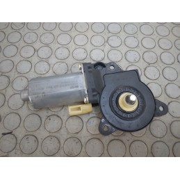 Motorino alzavetro ant sx Ford Fiesta V dal 2002 al 2008 cod 0130821938  1701266798807