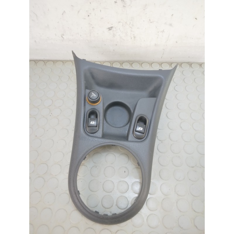 Pulsantiera alzavetro ant sx dx cornice leva cambio Citroen C3 dal 2002 al 2009 cod 9637999777  1701688937020