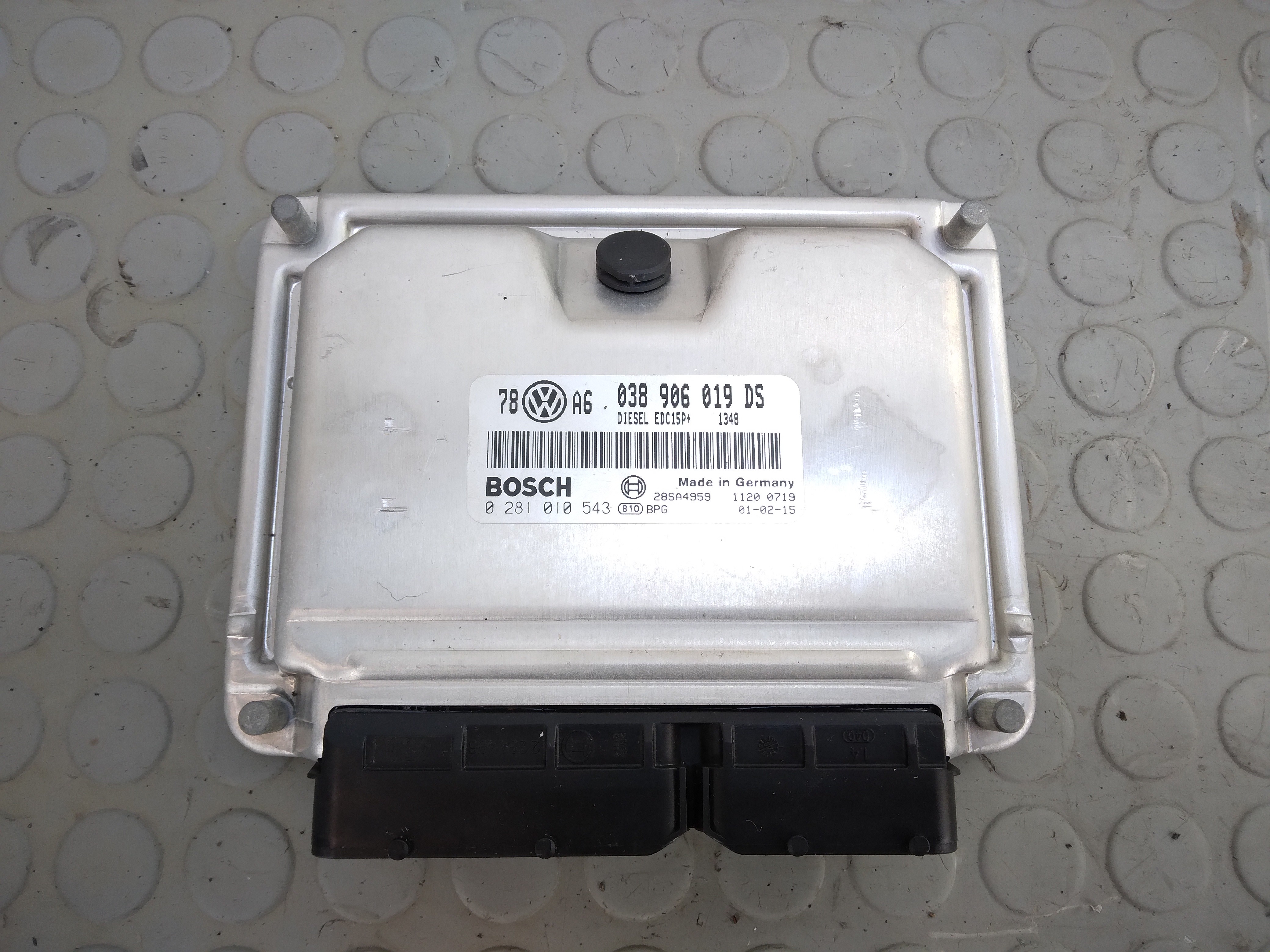 14861 Centralina motore Vw Passat 1.9 Tdi dal 1996 al 2005 cod 038906019ds 02810