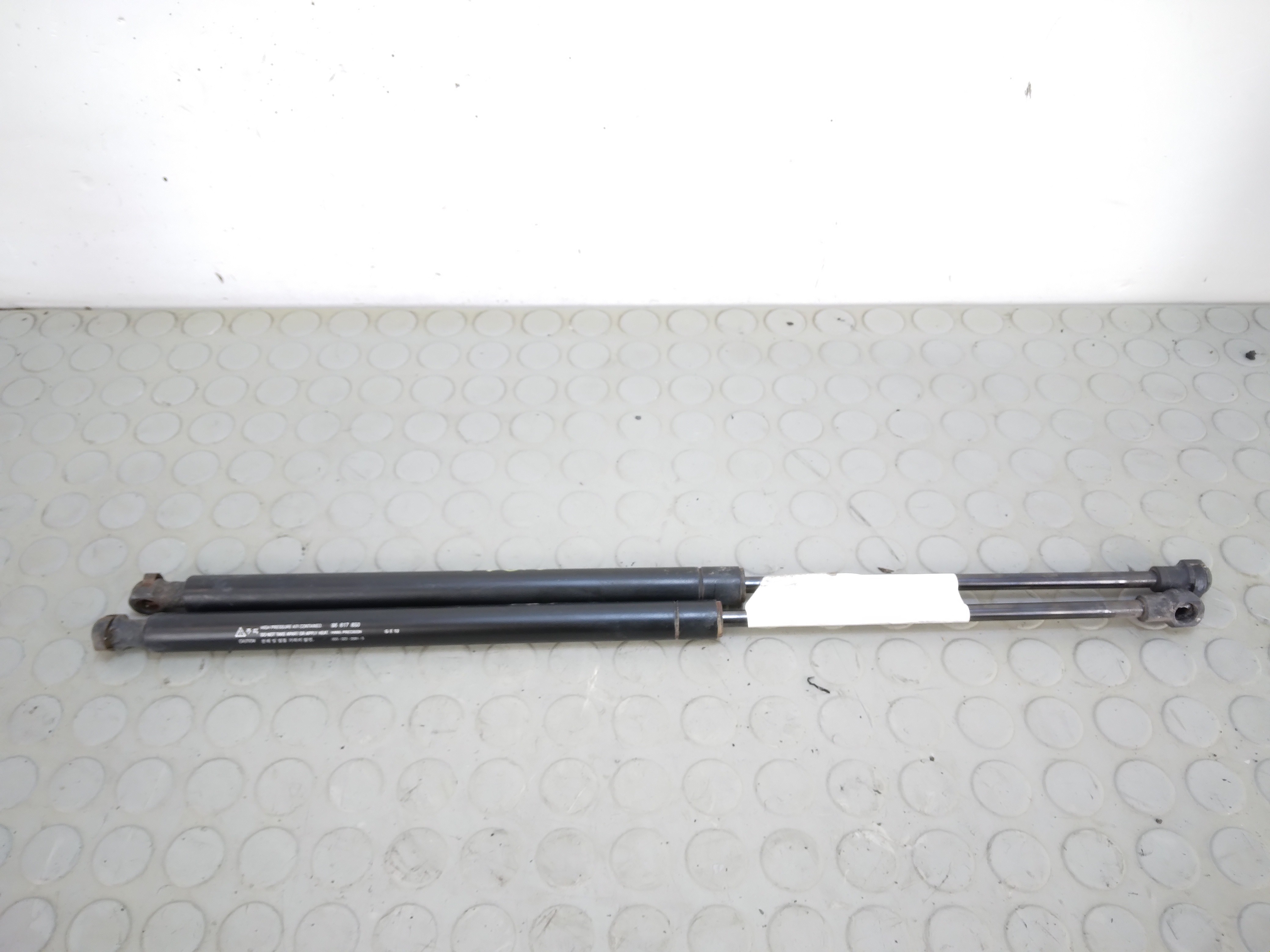 14882 Pistoncini portellone bagagliaio posteriore Chevrolet Nubira dal 2002 al 2