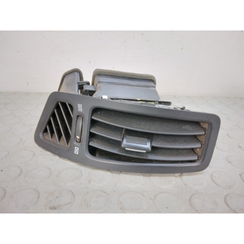 Bocchetta aria areazione ant sx Kia ceed dal 2006 al 2012 cod 97480-1h000  1703689295628