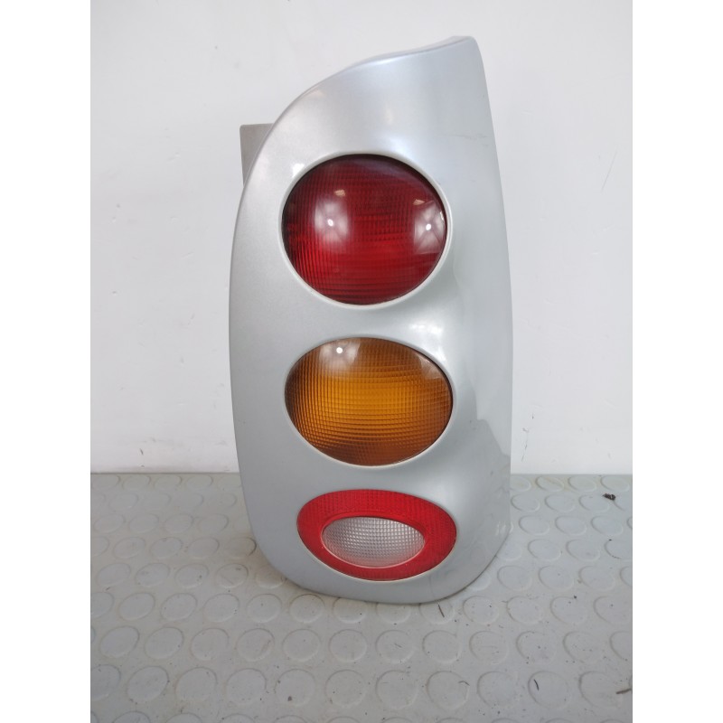 Fanale fanalino stop post dx Smart Fortwo W450 dal 1997 al 2002 cod 0001960v002  1703857574470