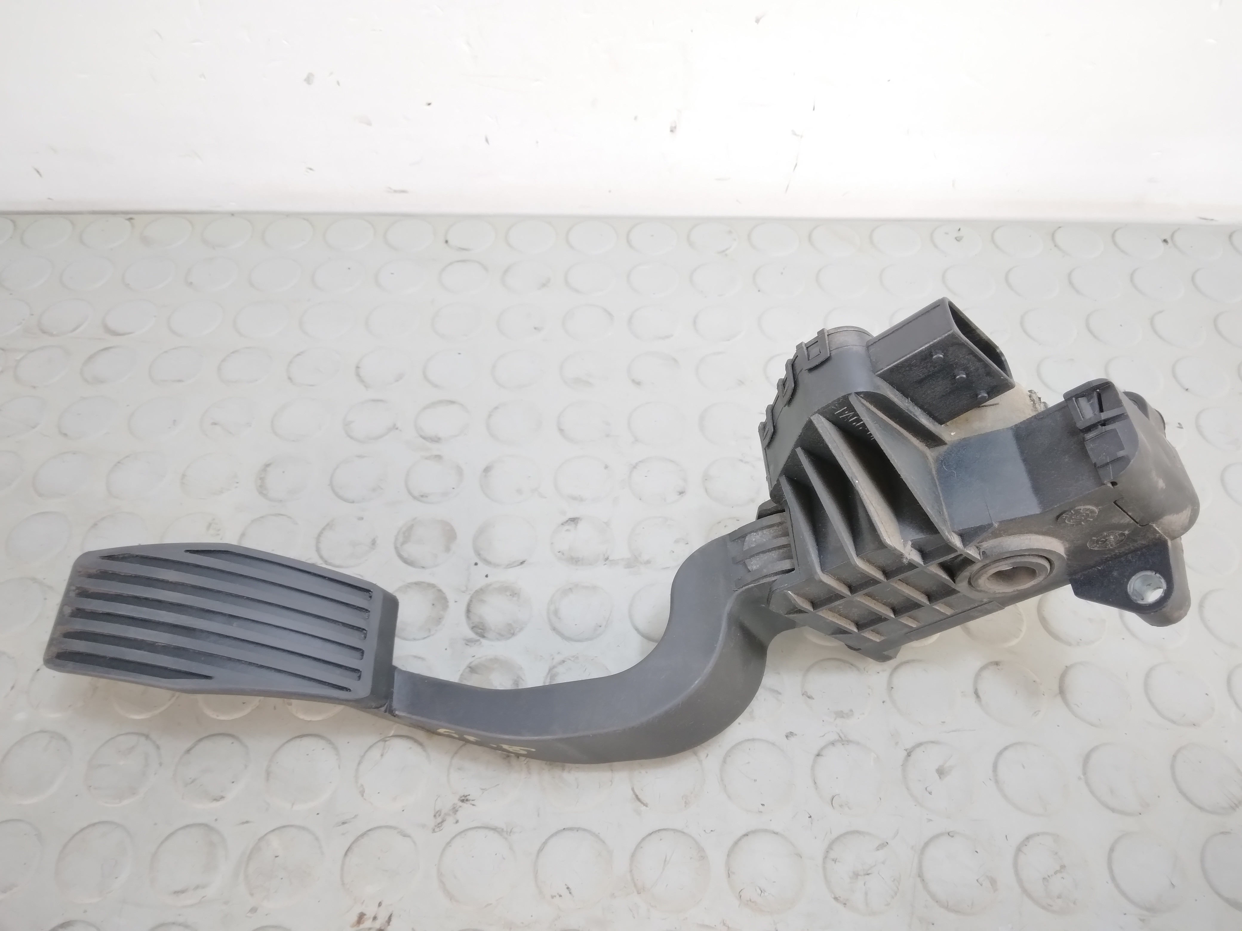 15185 Pedale acceleratore Fiat Grande Punto dal 2005 al 2018 cod 55702020