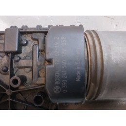Motorino tergicristallo ant Peugeot 208 dal 2008 al 2018 cod 0390241540  1705505880742
