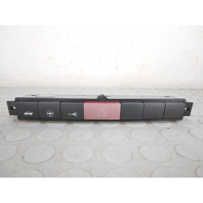 Pulsantiera 4 frecce centrale Fiat Grande Punto dal 2005 al 2018 cod 735383233  1705591288729