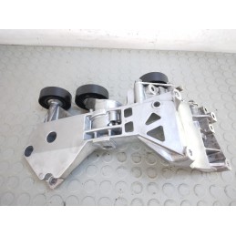 Supporto motore tendicinghia Mercedes Classe A W169 2.0 Dci dal 2004 al 2011  1706275706027