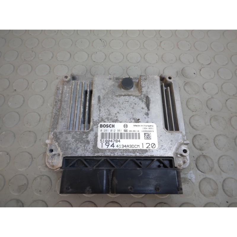 Centralina motore Fiat Croma 1.9 Jtd dal 2005 al 2010 cod 51804784 0281012961  1706285557992