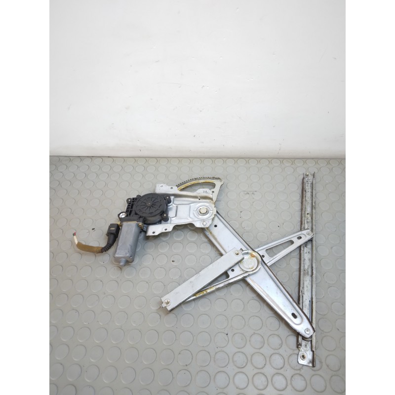 Motorino alzavetro ant sx 4 porte Toyota Yaris I serie dal 1999 al 2005 cod 0130822018  1707822434066
