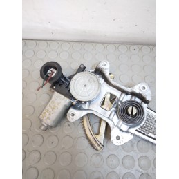 Motorino tergicristallo ant sx Toyota Yaris I serie 5 porte dal 1999 al 2005 cod 85720-52020  1707823412155