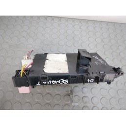 Centralina body computer Renault Clio II serie dal 1998 al 2007 cod p8200387289  1708948636174