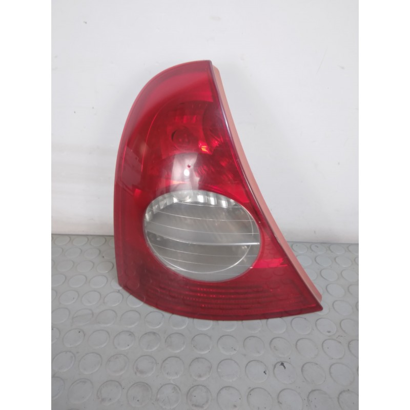 Fanale fanalino stop post sx Renault Clio II serie dal 1998 al 2007  1708953854389