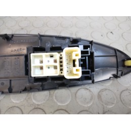 Pulsantiera alzavetro ant dx Toyota Rav 4 III serie dal 2006 al 2013 cod 74231-42090  1708963539405