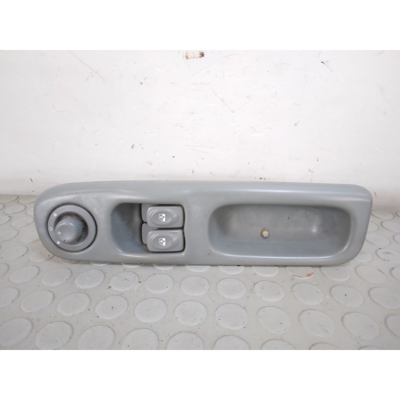 Pulsantiera alzavetro ant sx Renault Twingo I serie dal 1993 al 2007  1709561496671