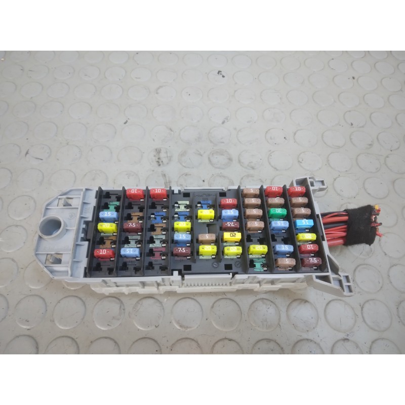 Centralina portafusibili Opel Meriva A dal 2003 al 2010  1709738738283