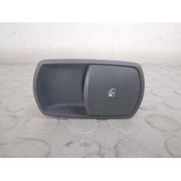 Pulsantiera alzavetro ant dx Opel Corsa D dal 2006 al 2014 cod 13189333  1710778591943
