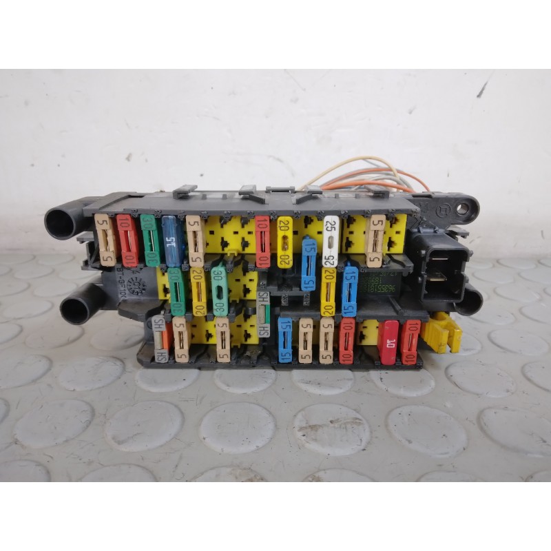 Centralina portafusibili Peugeot 206 dal 1999 al 2011 cod 9635518180  1711103572781
