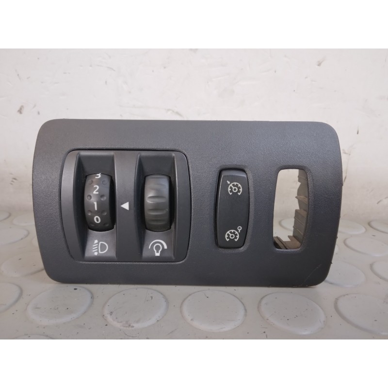 Comando interruttore regolazione luci fari Renault Clio III serie dal 2005 al 2010 cod 8200407756  1711636293696