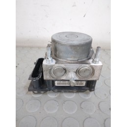 Centralina pompa abs Renault Clio III serie dal 2005 al 2013 cod 8200747140 0265232077  1711638728172