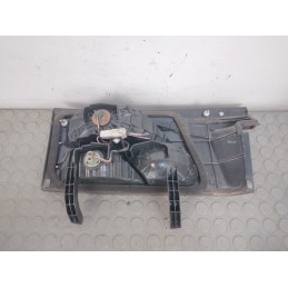 Fanale fanalino stop post dx interno Toyota Previa dal 2003 al 2006  1712929061329