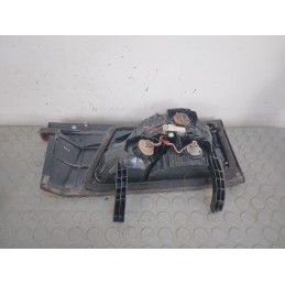 Fanale fanalino stop post sx Toyota Previa II serie dal 2003 al 2006  1712929538043