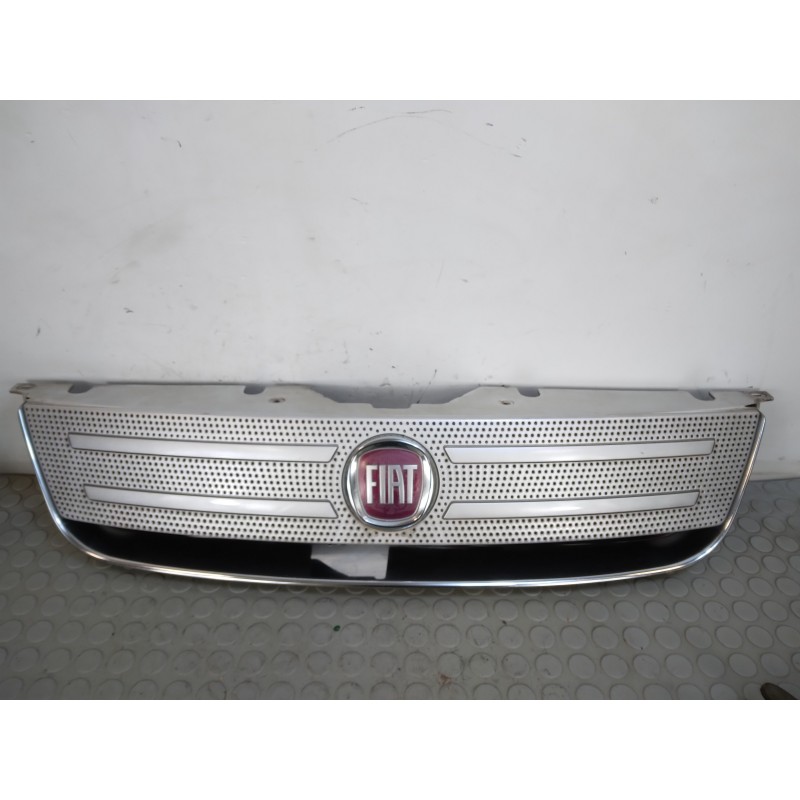 Mascherina griglia anteriore Fiat Multipla II serie dal 2005 al 2010 cod 51722599  1714378167416