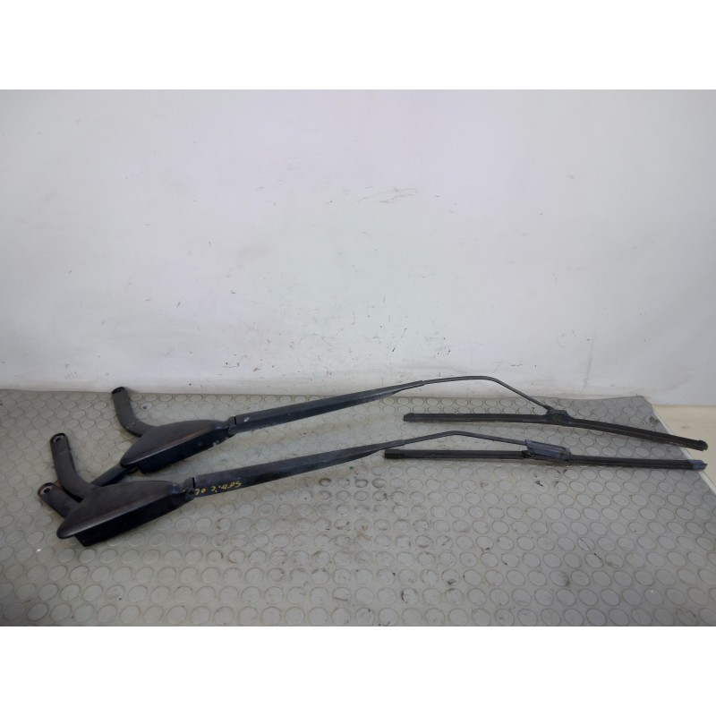 Braccetti coppia tergicristalli dx sx Renault Scenic II serie dal 2003 al 2009 cod 80010797  1715090654857