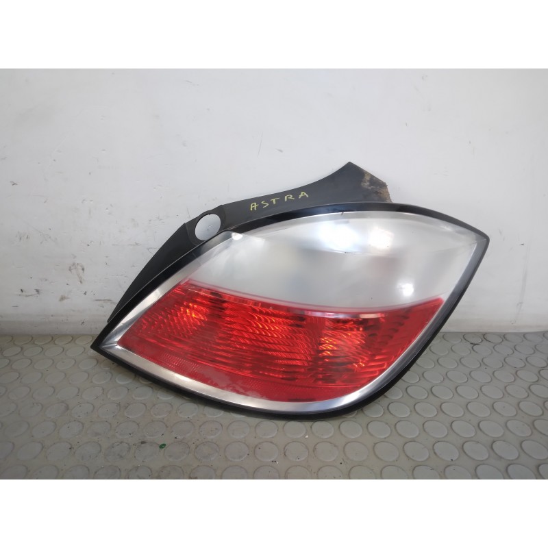 Fanale fanalino stop post dx Opel Astra H berlina dal 2004 al 2013 cod 342691834  1715942937534