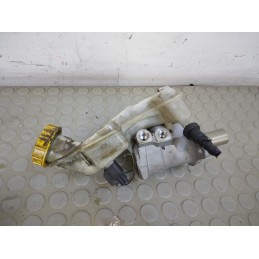 Pompa vaschetta liquidi freni Ford Fiesta V dal 2002 al 2008  1716301306008