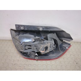 Fanale fanalino stop post sx Renault Scenic II serie dal 2003 al 2009 cod 08-551-1971  1716473482876
