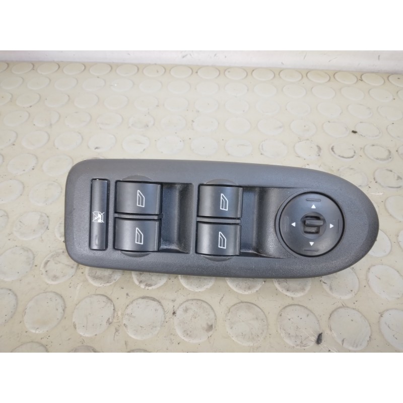 Pulsantiera alzavetro ant sx Ford C-Max dal 2003 al 2010 cod 7m5t14a132ab  1716477083192