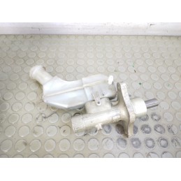 Pompa vaschetta liquido olio freni Renault Clio III serie dal 2005 al 2015 cod 8200304083  1717071921477