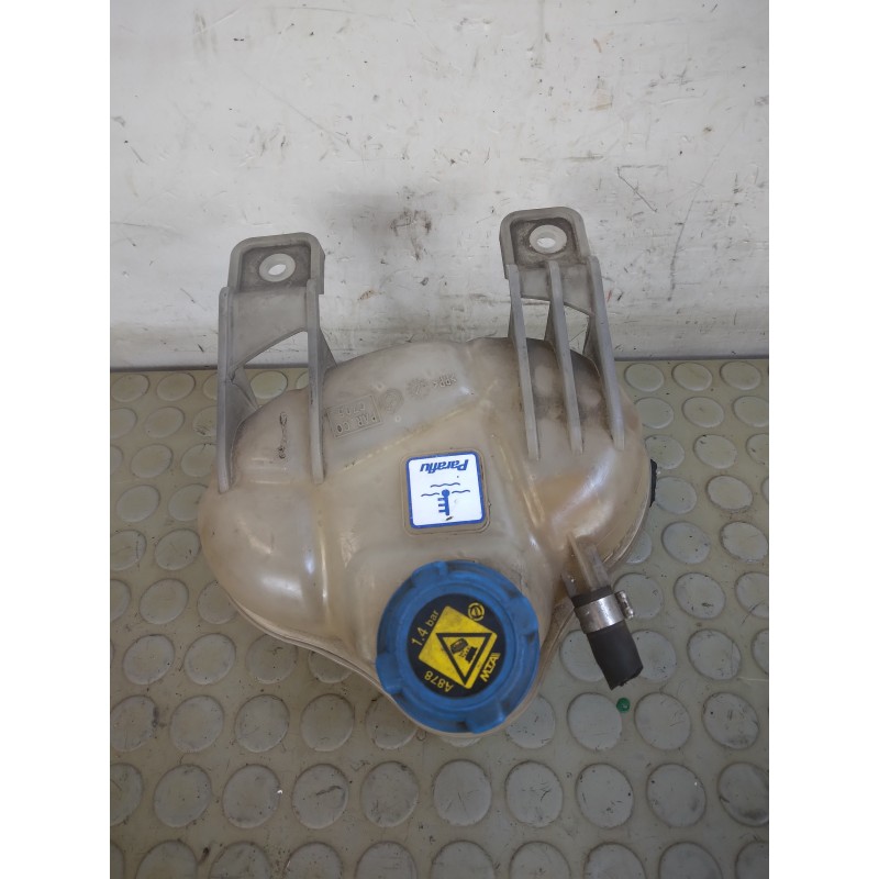 Vaschetta acqua radiatore Fiat Punto Evo dal 2009 al 2012 cod c705  1718195962735