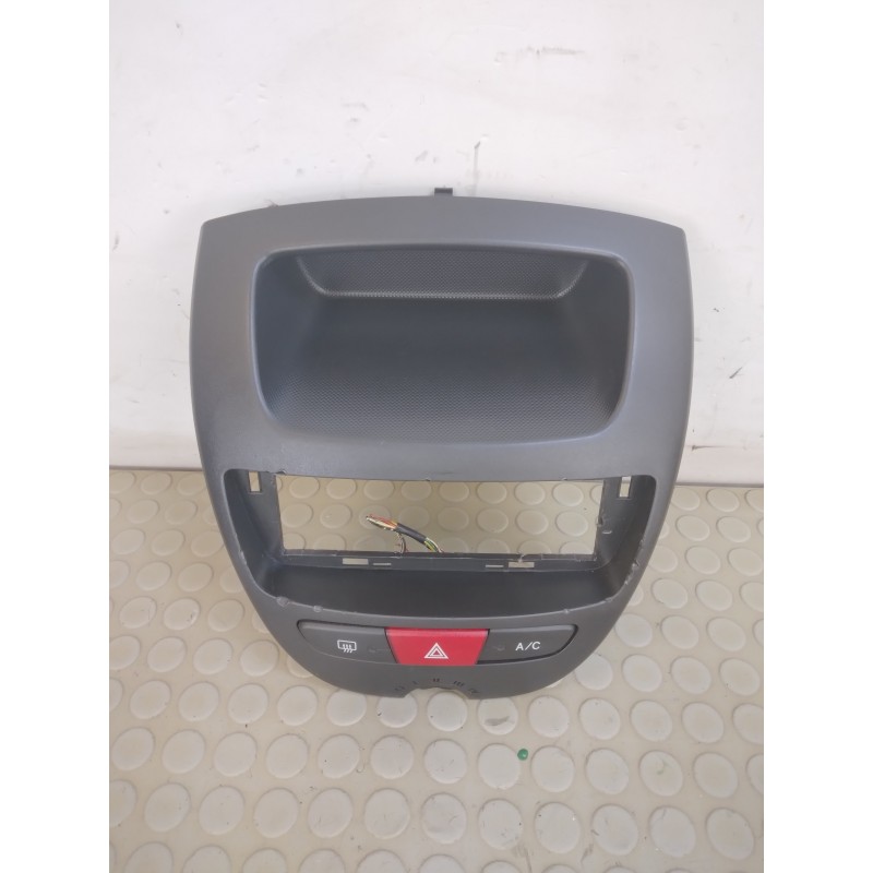 Mostrina pulsante 4 frecce Toyota Aygo dal 2005 al 2014 I serie cod 55405-0h010  1718199977643