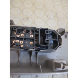 Pulsantiera alzavetro ant dx Daihatsu Sirion dal 2004 al 2015 cod 74231-b1020  1718368601331