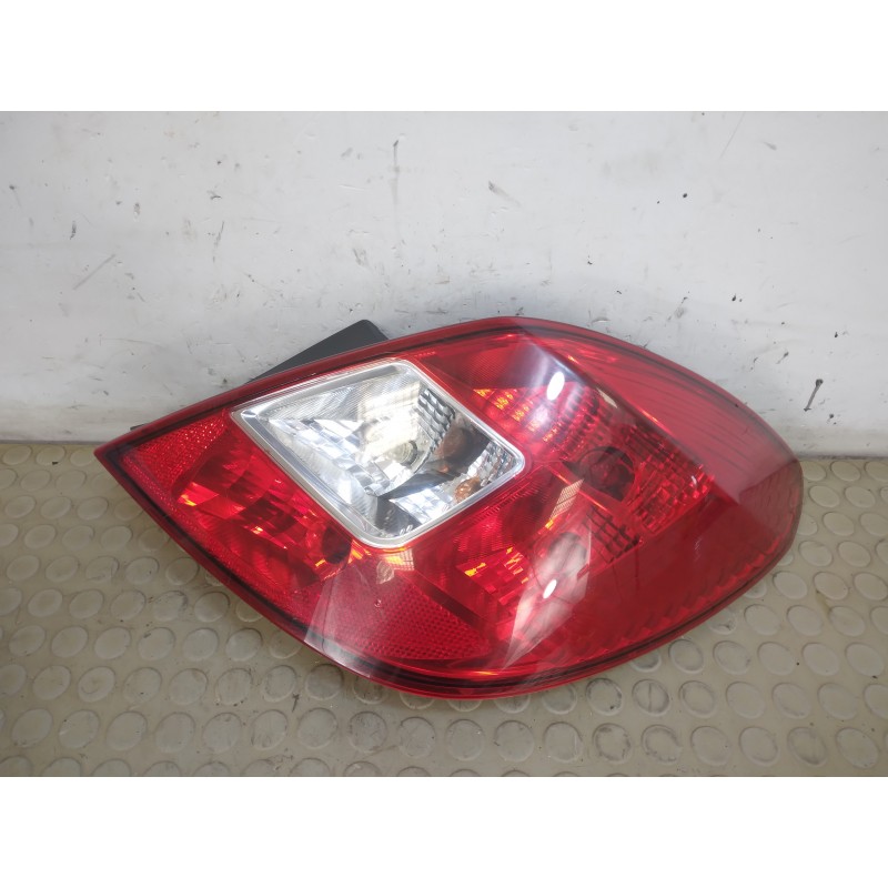 Fanale fanalino stop post dx 5p Opel Corsa D dal 2006 al 2014 cod 89316329  1719655211691