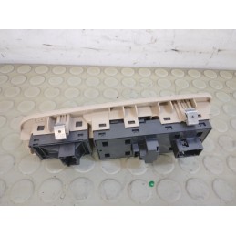 Pulsantiera alzavetro ant sx Lancia Delta dal 2008 al 2014  1722952162177
