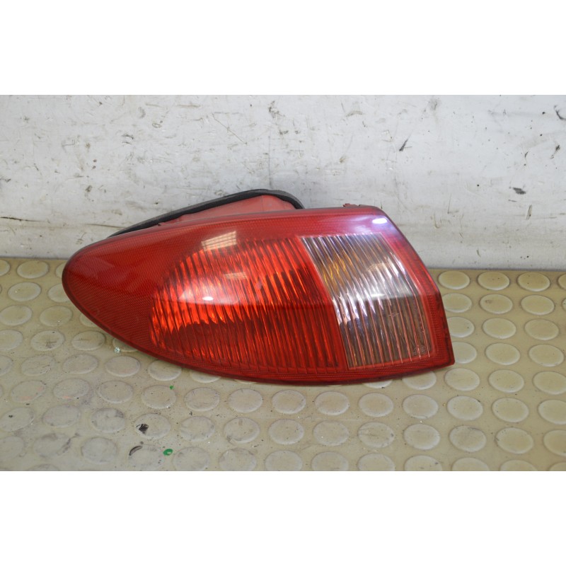Fanale fanalino post sx esterno Alfa Romeo 147 dal 2000 al 2010 cod 46556349  1725024257245