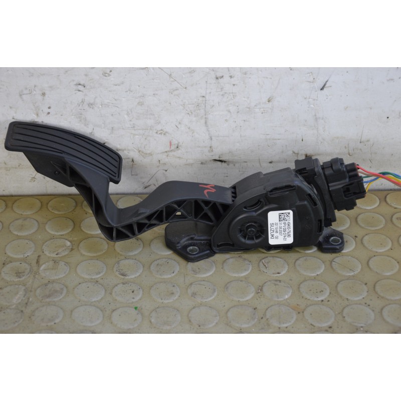 Pedale acceleratore Fiat Sedici 4x4 1.6 b dal 2006 al 2014 cod 49400-79j90  1725373135010