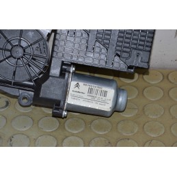 Motorino alzavetro ant sx Citroen C4 Picasso dal 2010 al 2013 cod 9674032780  1725625413163
