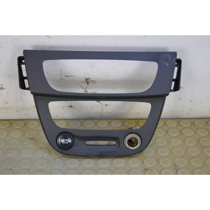 Mostrina cruscotto plastica pulsante start stop Renault Megane III serie dal 2008 al 2016  1726586458385