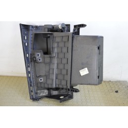 Cassetto vano portaoggetti Renault Megane dal 2009 al 2016 III serie cod 685000007r  1726654996870