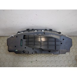 Contachilometri quadro strumenti Toyota Yaris 1.0 b dal 2004 al 2011 II serie cod 83800-0d660  1728045153138