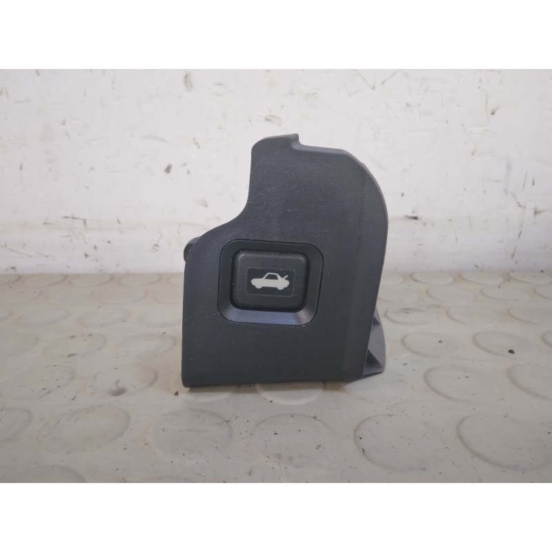 Pulsante apri portellone posteriore bagagliaio Honda Cr-V dal 2002 al 2007  1729606428856