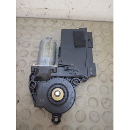 Motorino alzavetro ant dx Audi A2 dal 2000 al 2005 cod 8z1959802a  1730814545891