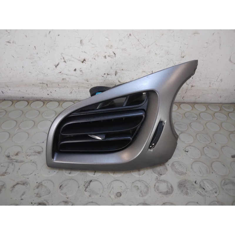 Bocchetta aria areazione sx Citroen Ds3 dal 2010 al 2016 cod a1092112  1732008065772