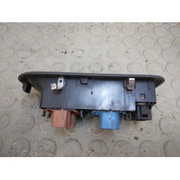 Pulsantiera alzavetro ant sx Renault Clio III serie dal 2005 al 2013  1732718803190